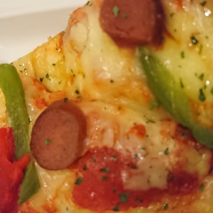 冷凍ピザ生地で美味しく簡単♪定番のピザ